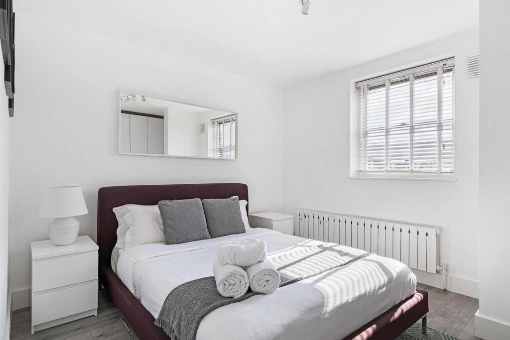 Apartment Superb Penthouse With 2 Bathrooms And Roof Terrace London